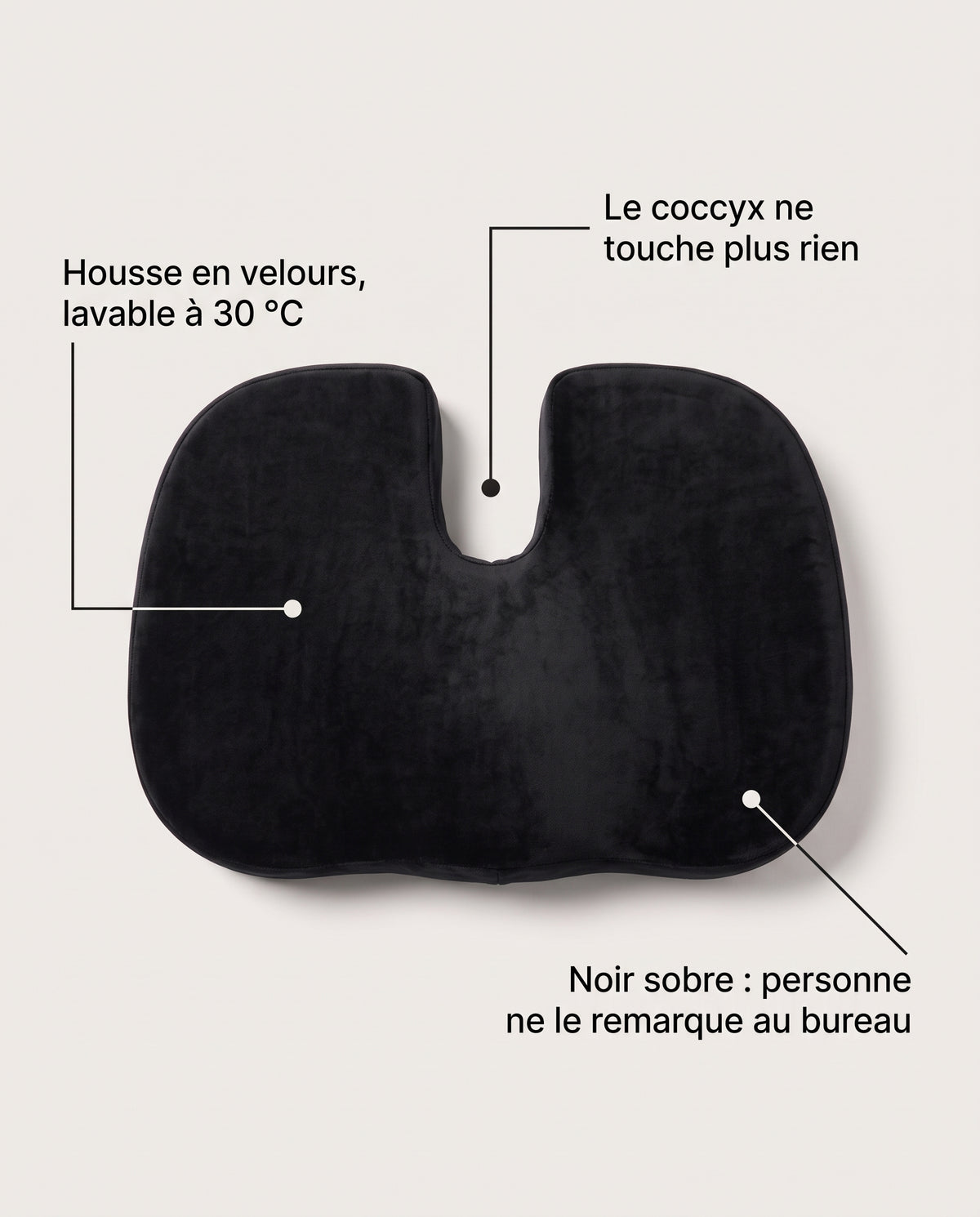 Coussin coccyx vu du dessus, découpe arrière en U et housse en velours noir